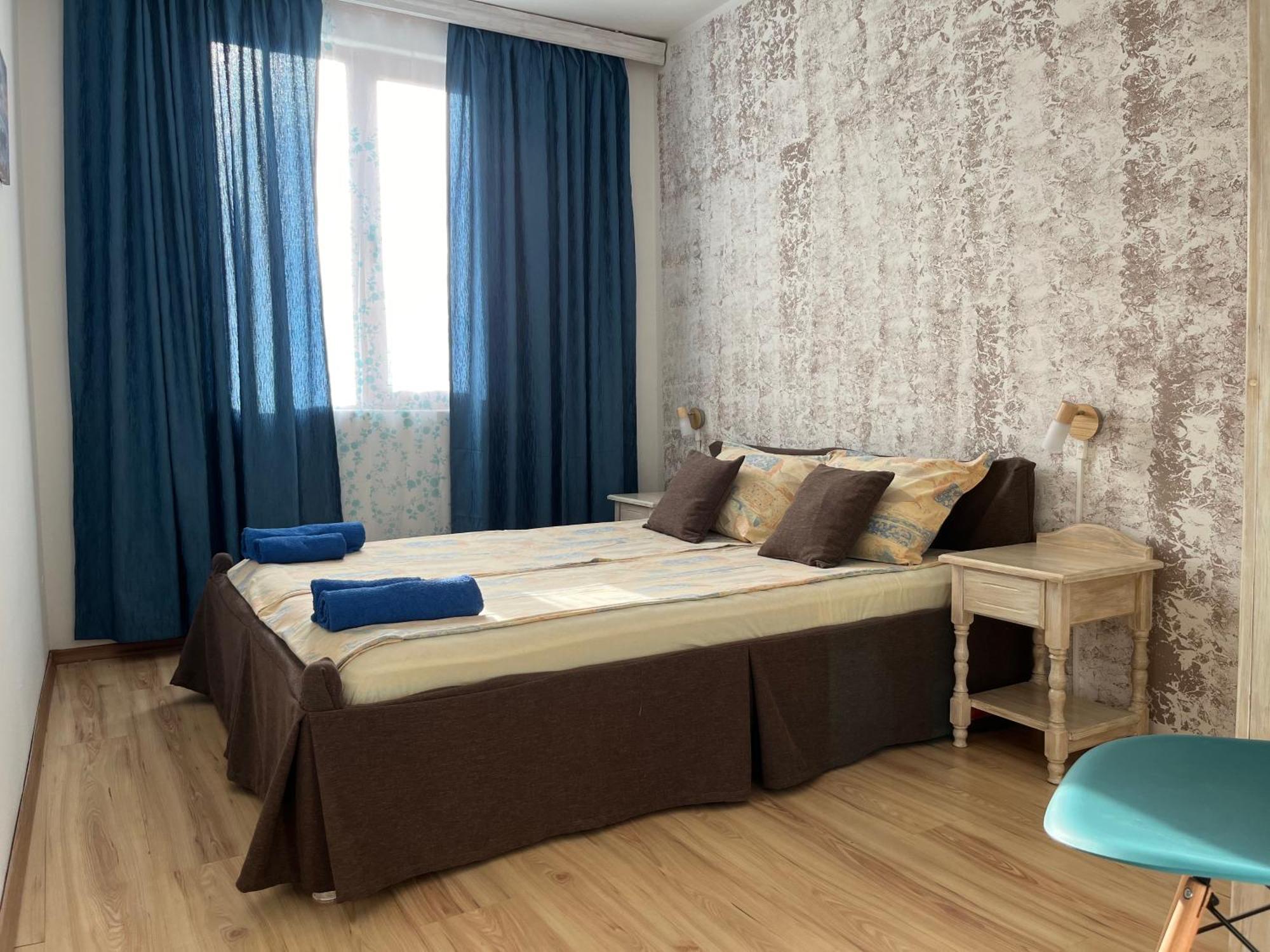 Paunovi Guest House Primorsko Exteriör bild